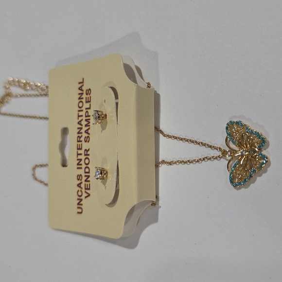 Gold Turquoise Butterfly Pendant Necklace & Stud Earrings Set – Women’s Jewelry - Picture 8 of 8